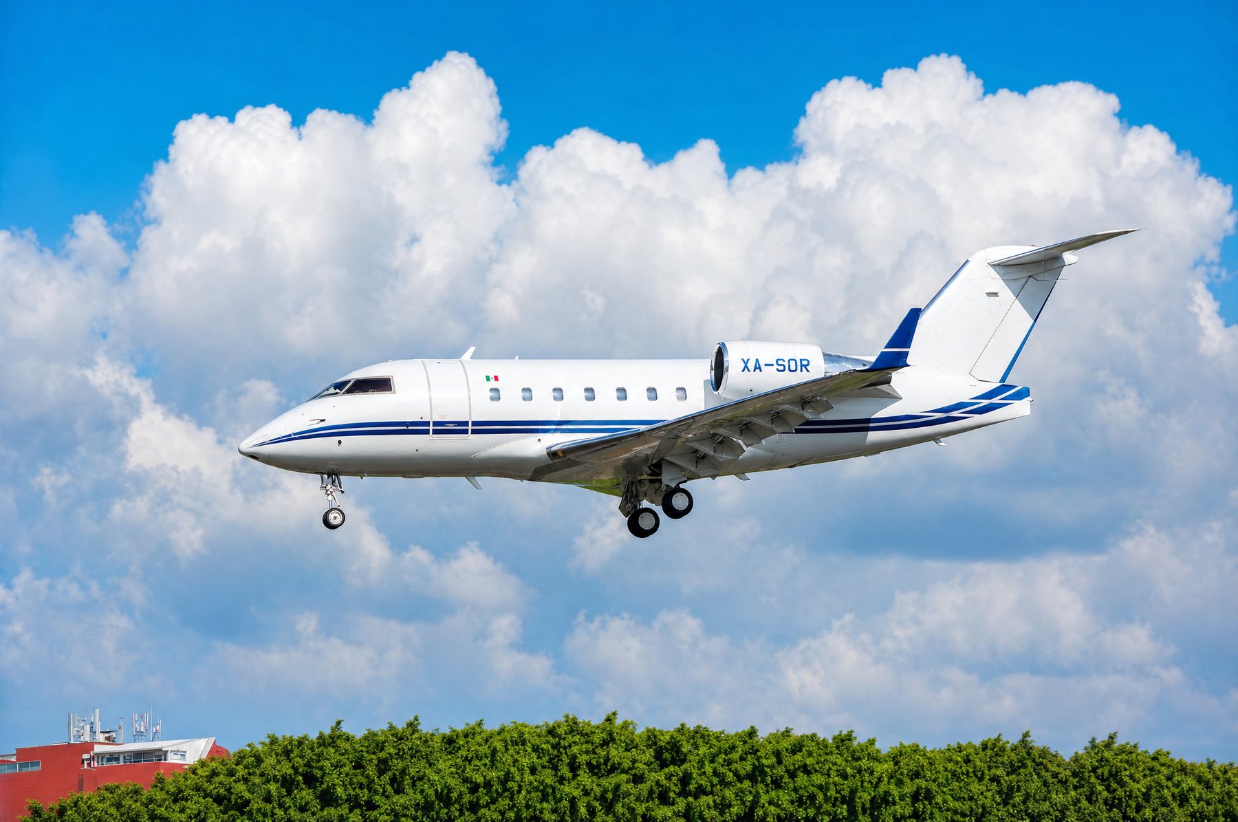Aero JL Challenger 601 private jet